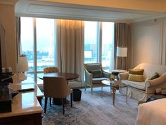 -广州富力丽思卡尔顿酒店