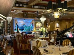 -火车头法国西餐厅