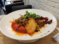 -拿渡·水煮鱼麻辣香锅(王府井奥莱·香江小镇店)