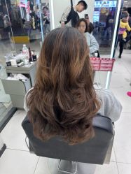 -乾健·烫染·接发SALON