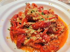 -肥肥虾庄·金牌油焖大虾(首义路店)