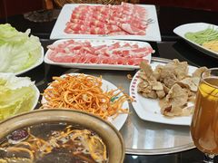 -小背篓菌汤火锅(济阳店)