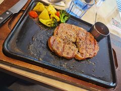 -必胜客(WOW黄骅华贸店)