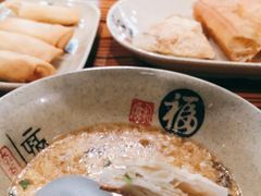 -禾诗夜市大饼油条(松江店)