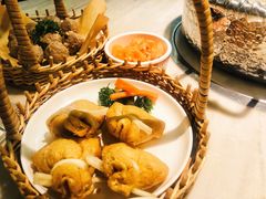 -左庭右院鲜牛肉火锅(浦江欢乐颂店)