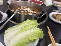 -乳仔牛牦牛汤锅 烤羊排(松潘古城店)