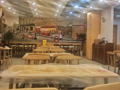 大堂-江城燕子大排档(江汉路步行街店)