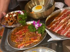 -明洞阿姨·韩式酱蟹烤肉·创意料理(三元桥店)