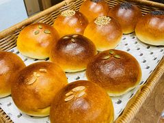 -沁屋面包店(人民东路店)
