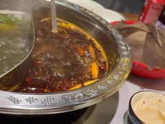 -乡土黄·鲜牛肉火锅·小龙虾(兴业街店)