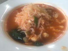 -F+轻食健身赋能空间(中华北路国贸商场店)