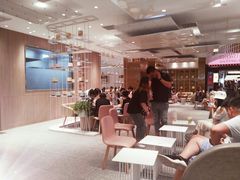 大堂-奈雪的茶(湖滨银泰in77C区PRO店)