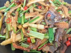 -牛八宝桂林米粉(八里庄店)