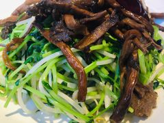 -新大咀港式茶餐厅(宝山万达店)