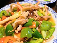 -阿鹏故事云南野生菌火锅(人民路店)