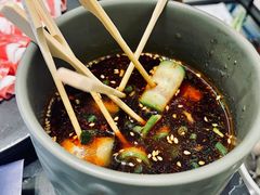 -红鼎豆捞·非遗鲍皇汤火锅(宝丰路店)