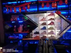 -UP嘻哈酒吧(粉巢店)