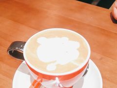 拿铁-Laures·月桂西班牙碳烤餐厅(十尚坊店)