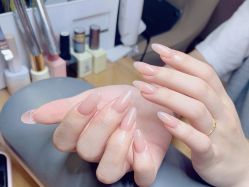 -UGIRL有个美甲
