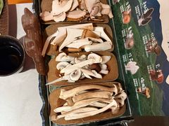 -芸山季·云南山珍菌火锅(人民广场来福士店)