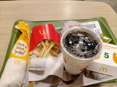 -麦当劳(世界城广场店)