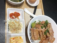 -熊吞·大碗丼烧肉饭(西市场嘉华店)