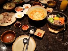 -雾山韩式烤肉·海南糟粕&椰子鸡火锅·海景餐厅(三亚绿发山海天JW万豪酒店)