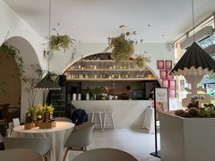 -春树下·树屋花房西餐厅(罍街AS1980店)