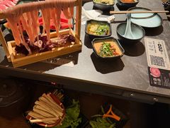 甄选澳洲谷饲和牛拼盘-湊湊火锅·茶憩(合生汇购物中心店)