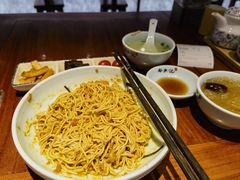 -裕兴记•蟹黄面馆(人民广场店)