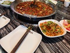 -老船舫·现做活鲜鱼馆(东郊记忆店)