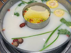 -江小渔鲜鱼火锅(冠亚星城店)