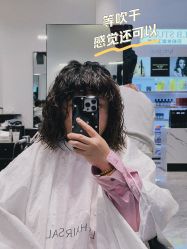 -BULB STUDIO 巴柏明星发型工作室