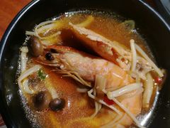 辣白菜海鲜豆腐汤-肉魁屋·烧肉·烧鸟·酒场(高新店)