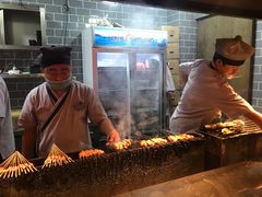 -老湖南民间菜·牛肉十八炒(花都店)