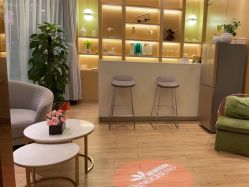 -香港倾城国际·美容美体中心