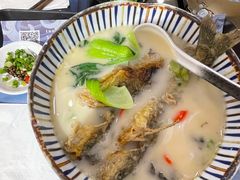 -鲜越鲜鱼粉(财富购物中心店)