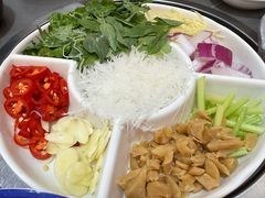 -官塘陈记鱼生·潮汕砂锅粥·牛肉火锅(潮枫路总店)