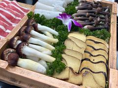-慢丽江·云南野生菌土鸡锅(西山店)