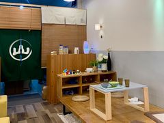 大堂-王守财小山園