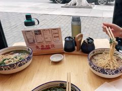 -镇南锅盖面馆(解放路店)