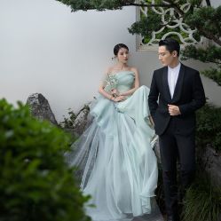 -雪中彩影婚纱摄影·微光艺术中心