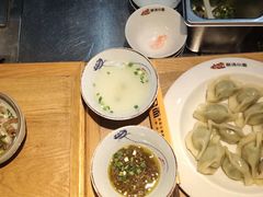 -呼啦面馆·头牌豌杂面(爱琴海店)