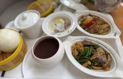 -菁幼月子会所(儿童医院店)