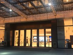 -跃动游泳健身俱乐部(新华传媒店)
