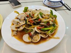 -覃记海鲜美食餐厅