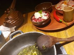 -吃饭皇帝大土家民族菜(正大广场店)