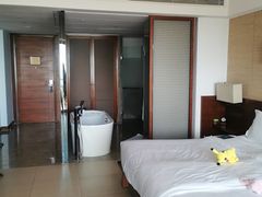 -三亚湾海居铂尔曼度假酒店