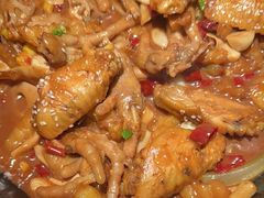 -多嘴超级肉蟹煲(中街恒隆故宫店)