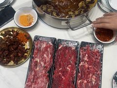 -刘少华贵州小黄牛·鲜牛肉火锅(总店)